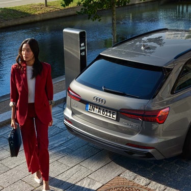 Rear view Audi A6 Avant TFSI e