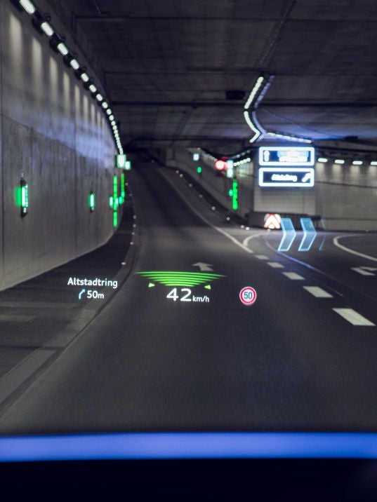 Nærbilde av interaksjonslyset over sentraldisplayet.