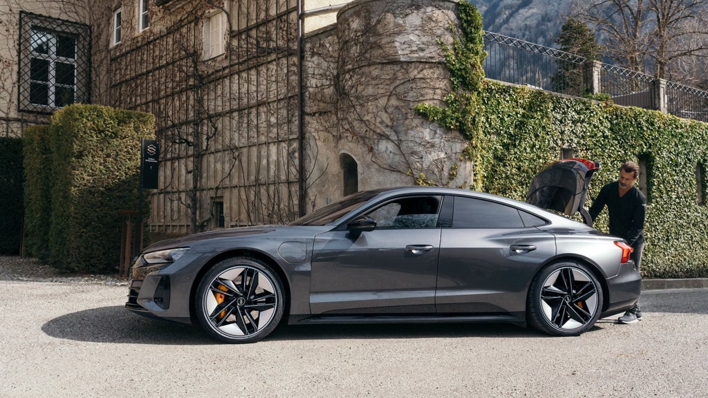 Audi RS e-tron GT avec Andreas Caminada