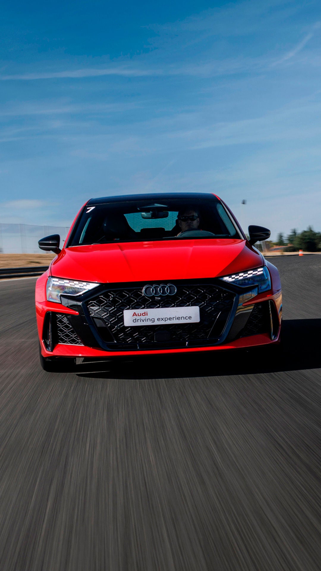 Un coche Audi Sport en el curso de conducción Audi Advanced driving experience.