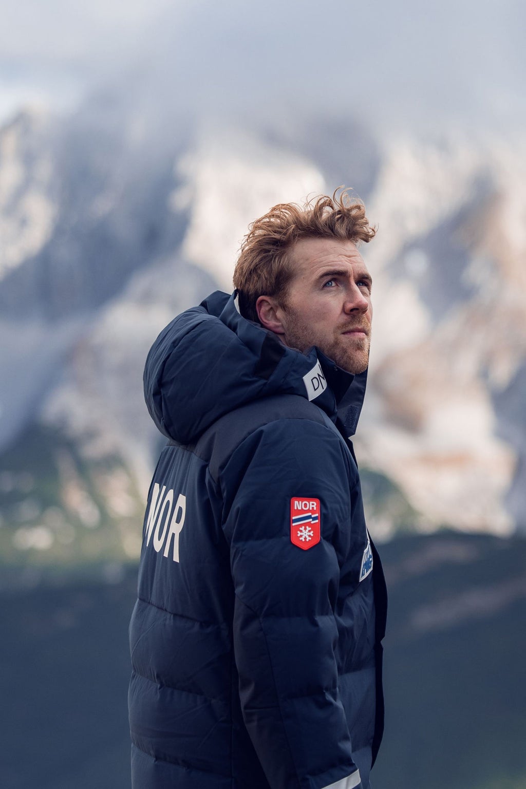 Portretfoto van Kilde op een berg.