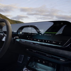 Foto del interior del Audi A5 Avant e-hybrid híbrido enchufable. 