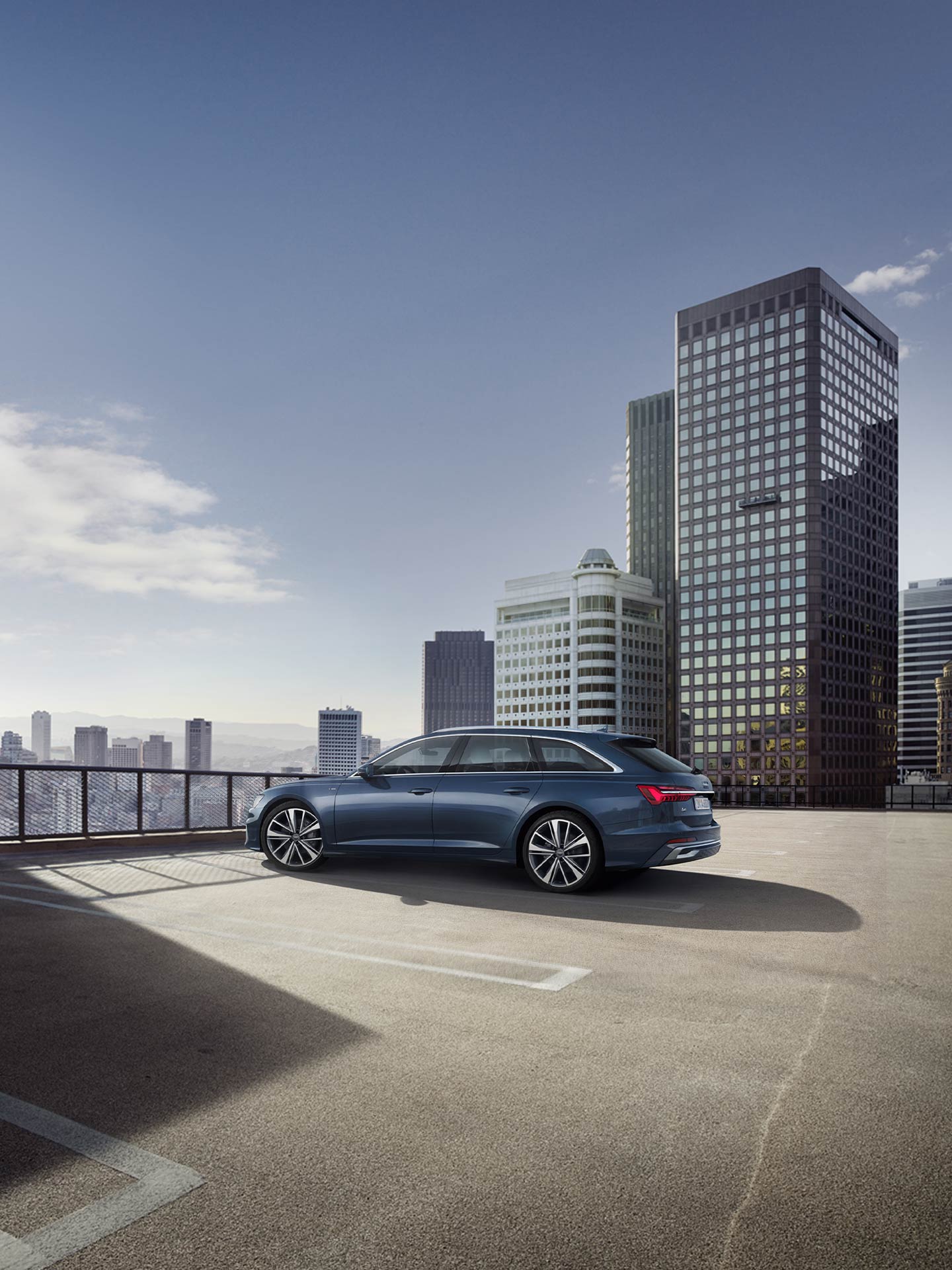 Audi A6 Avant exterior