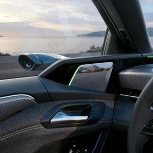 Foto de los Audi virtual mirrors de los modelos Superpremium de Audi. 