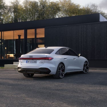 A5 Sedan e-hybrid