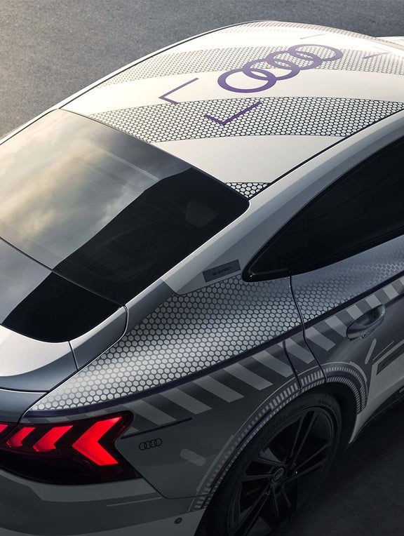 RS e-tron GT ice race edition