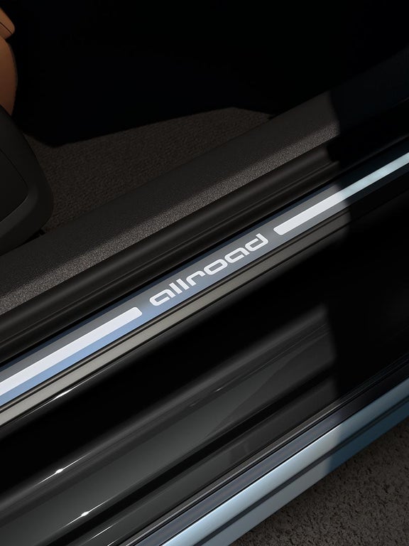 Sill trim with quattro logo