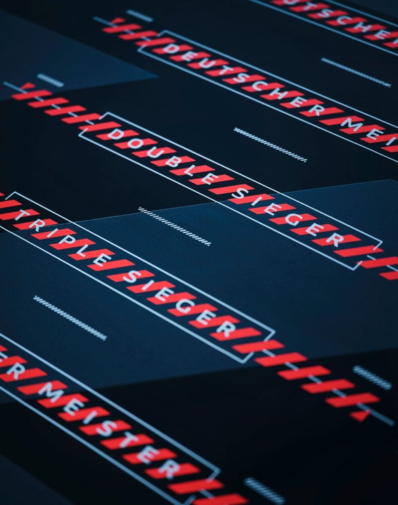 Red air intakes on the hood