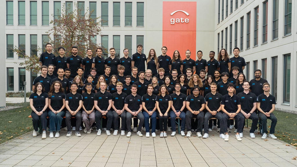 Group photo of the participants in the Bridgestone World Solar Challenge from Audi