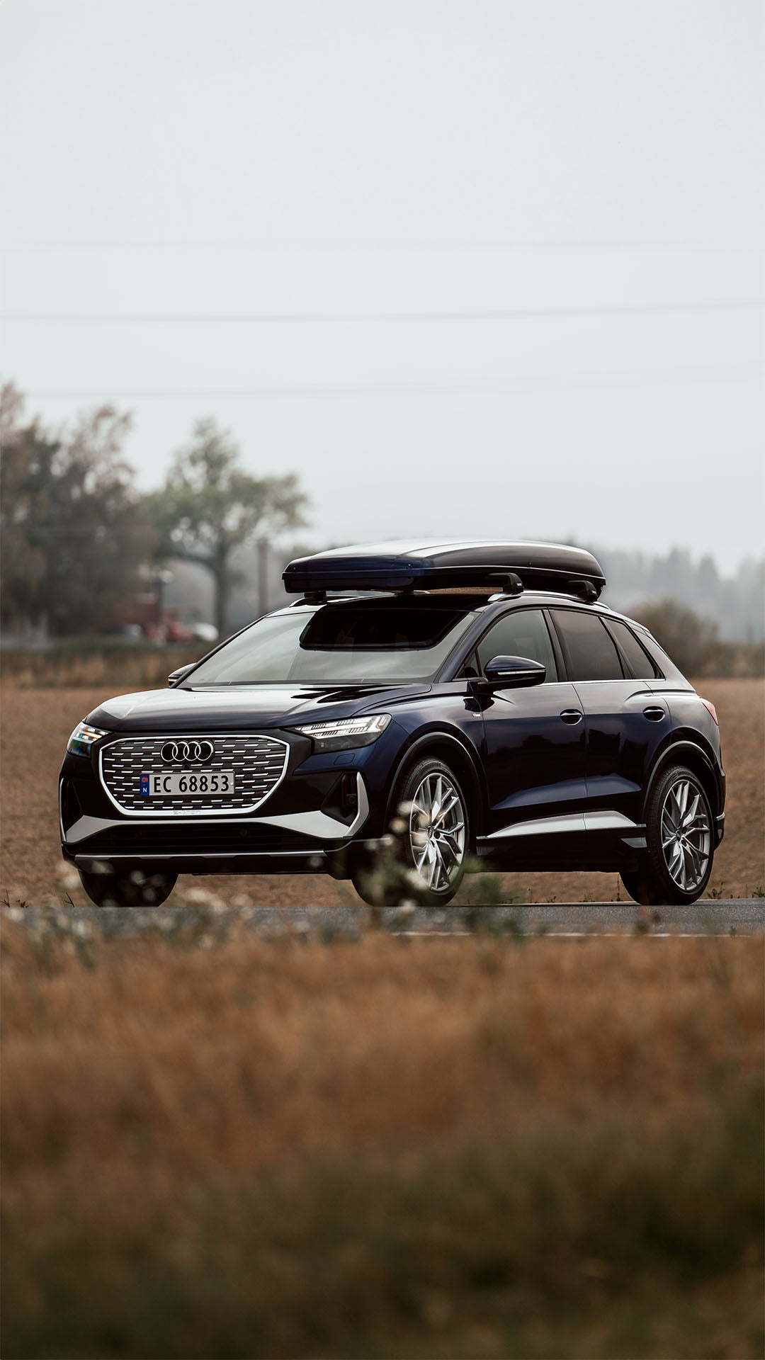 Audi Q4 e-tron med takboks