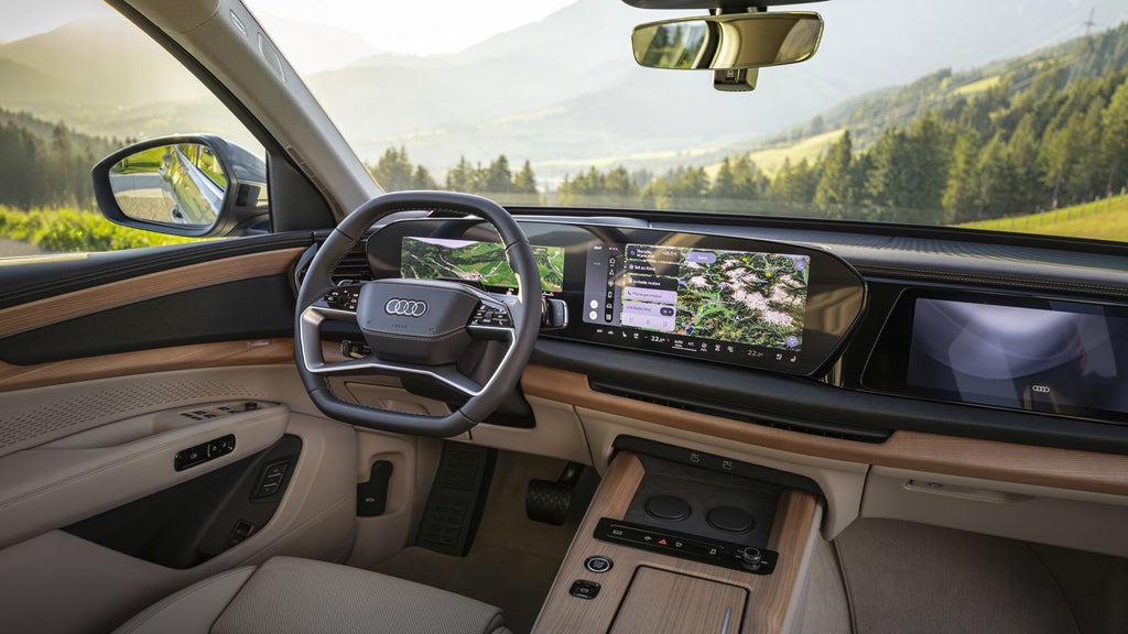 The interior of the all-new Audi Q7