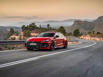/fr/gamme/a5/rs-5-avant/