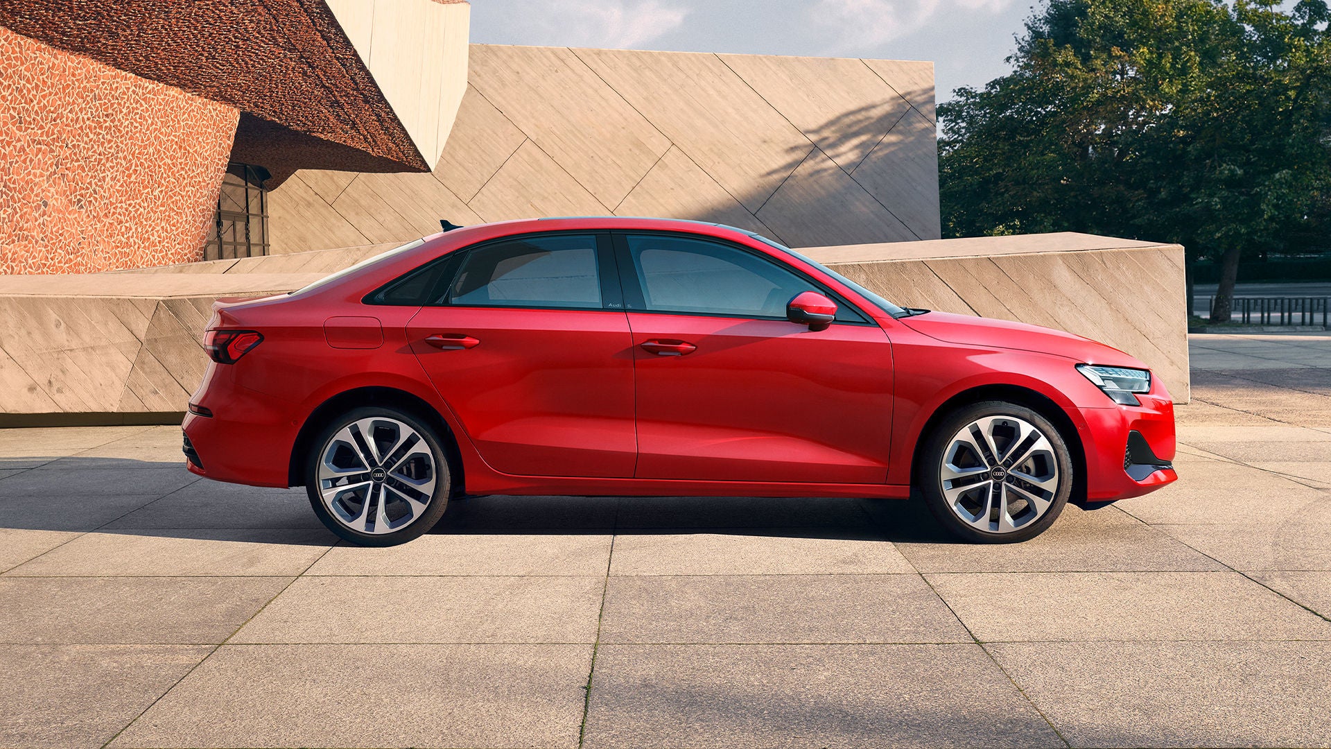 Audi A3 Sedan rossa parcheggiata