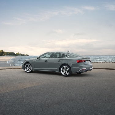 Foto de los neumáticos de verano de Audi. 