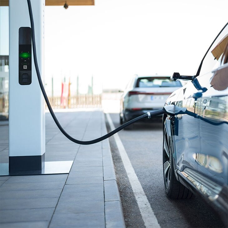 Movilidad eléctrica de larga distancia con IONITY