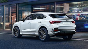 Audi Q3 Sportbackのリア画像