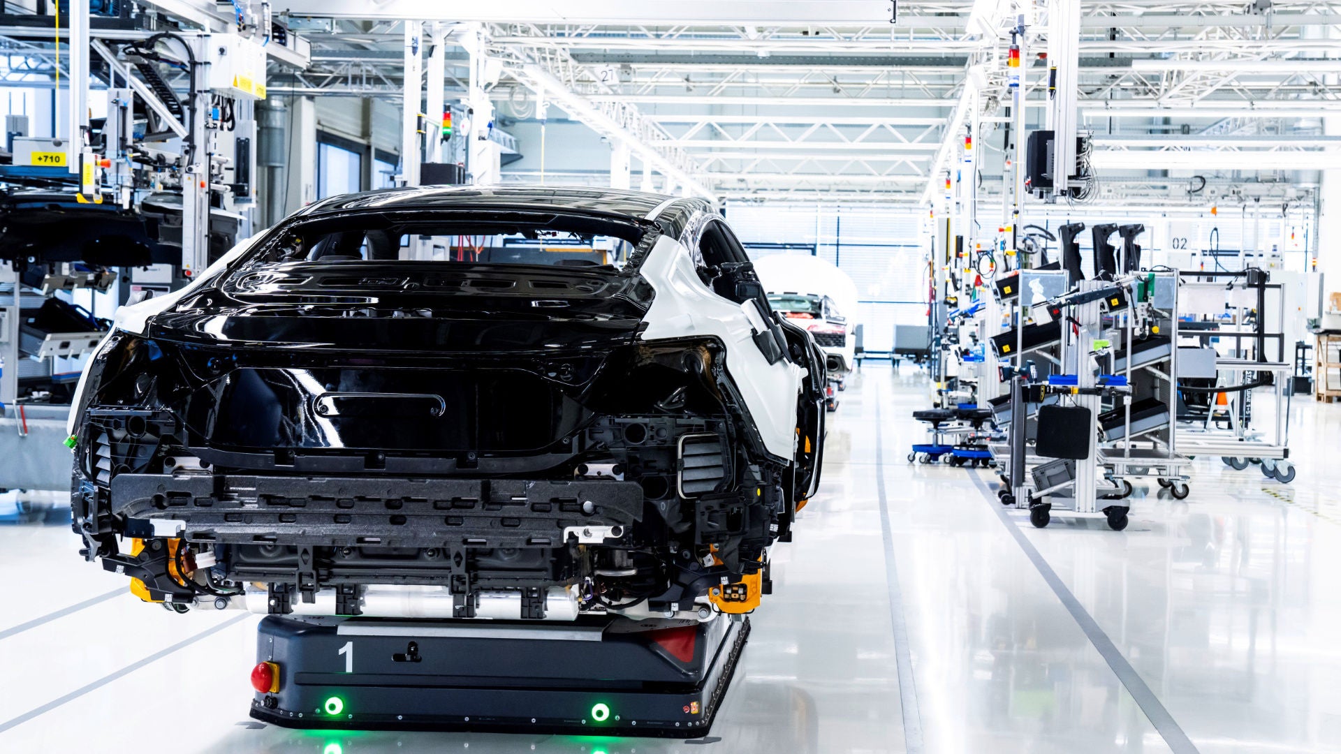 Vehicle chassis in the workshop
