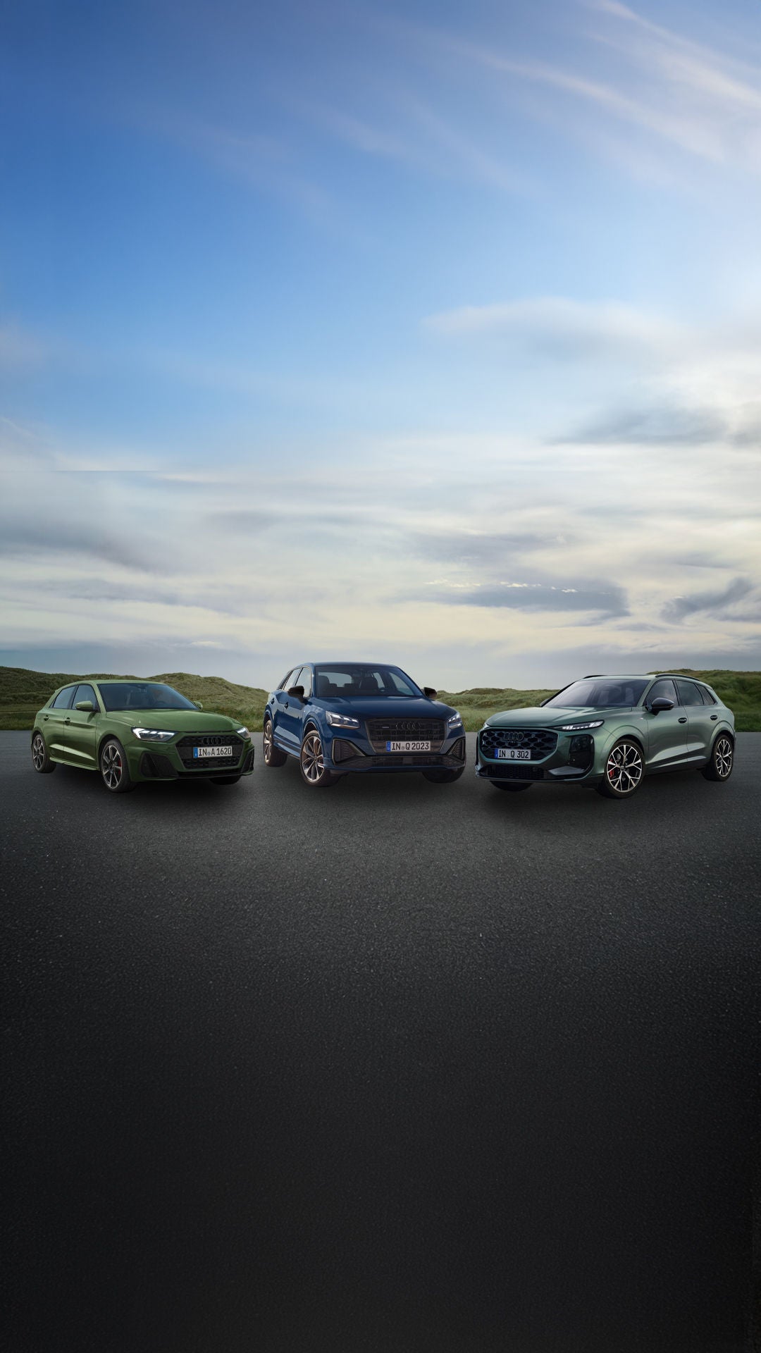 Série de trois images de l'A1 en vert, Q2 en bleu et Q3 en vert, devant un arrière-plan de paysage généré par IA.