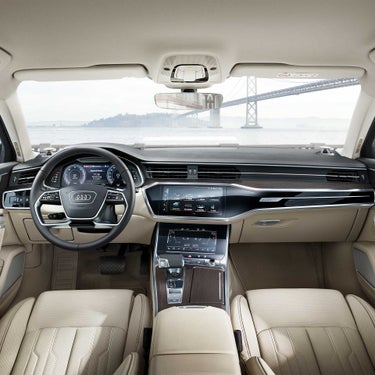 Foto del interior de un Audi A6. 