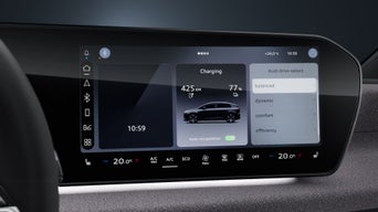 Primo piano del display MMI, con particolare attenzione alla funzione Audi drive select.