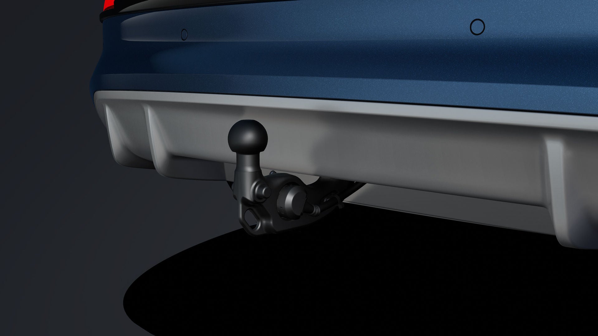 Close-up van de achterkant, met de nadruk op de trekhaak.