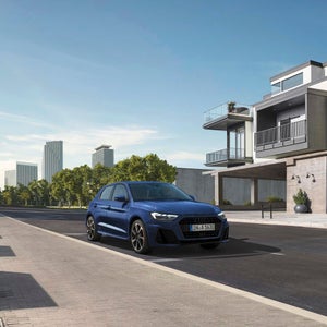 Capacidad de aparcamiento de un Audi compacto. 