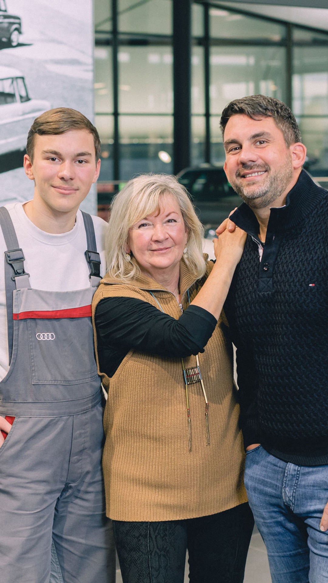 Julian Sparr, Sybille Daske und Martin Schneider stehen nebeneinander und schauen in die Kamera