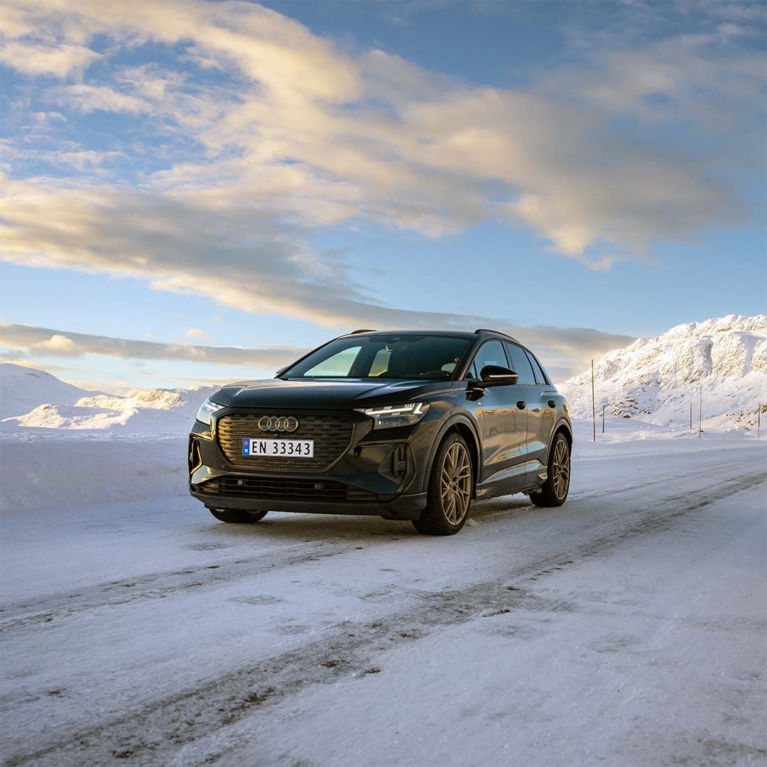 Audi Q4 e-tron i vinterlandskap