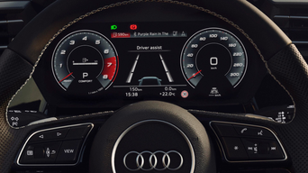 Visione del cockpit di un’auto usata Audi