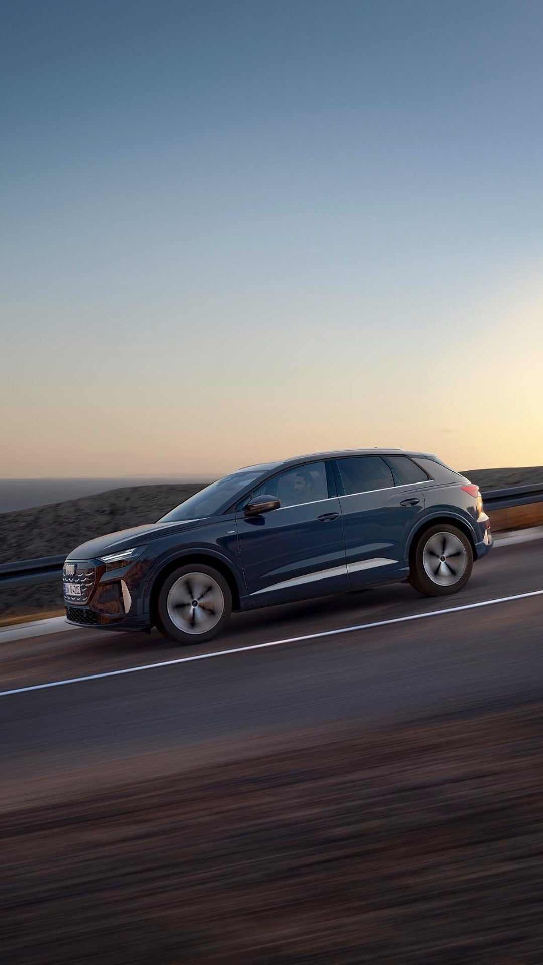 Lateral y parte delantera del Nuevo Q4 e-tron