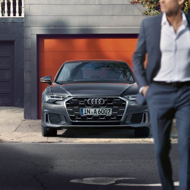 Audi A6  価格Audi独自の個性を明快に主張するAudi A6のフロントマスク