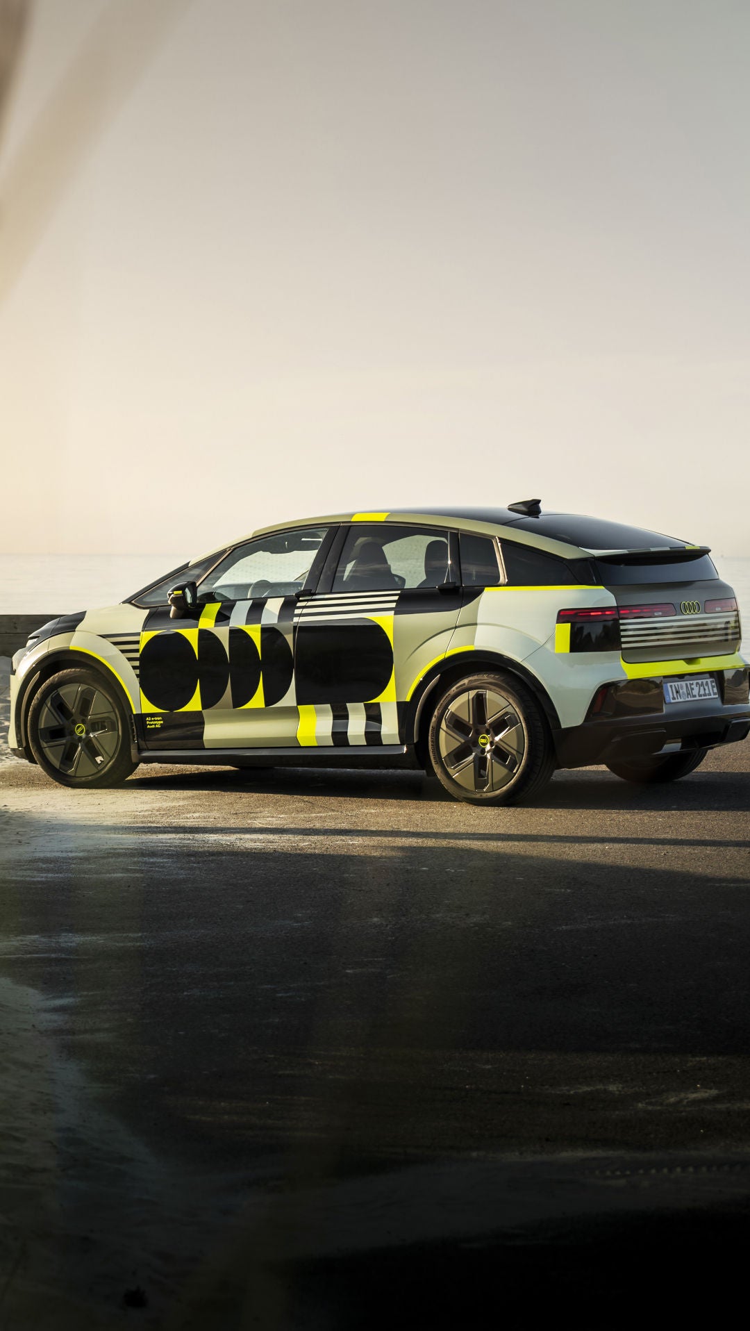 Audi A2 e-tron in een camouflage-wrap