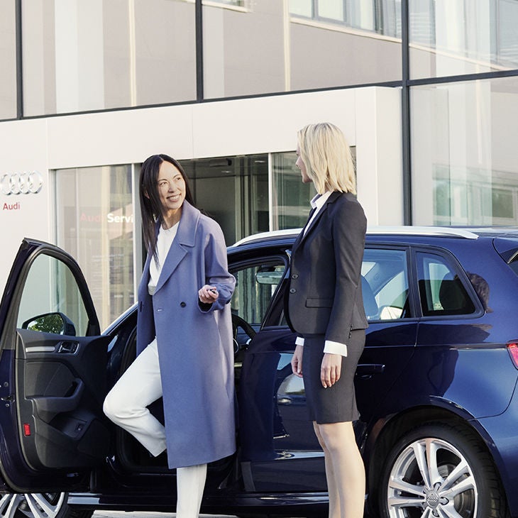 Conseillers commerciaux en showrooms 