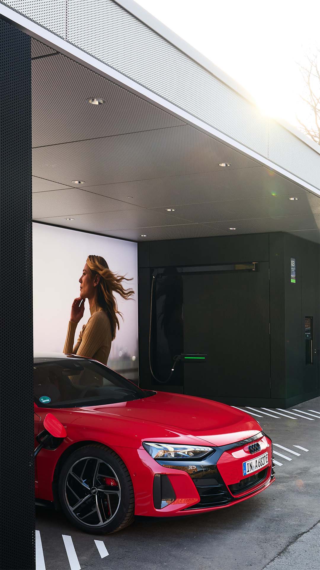 Audi charging hub