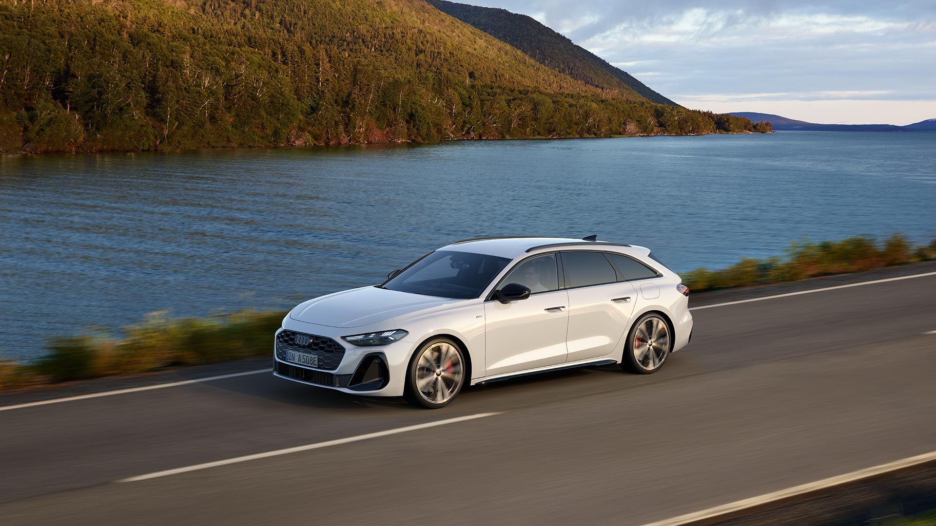 Audi A5 Avant e-hybrid