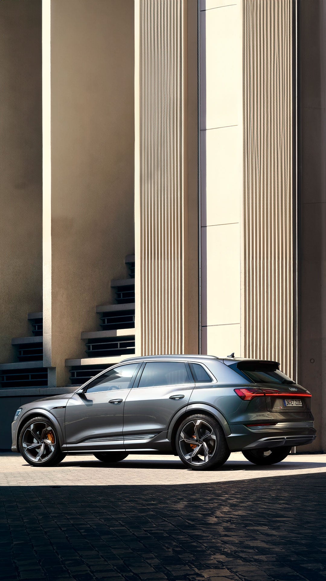 Foto de un Audi e-tron S de segunda mano o de ocasión en stock