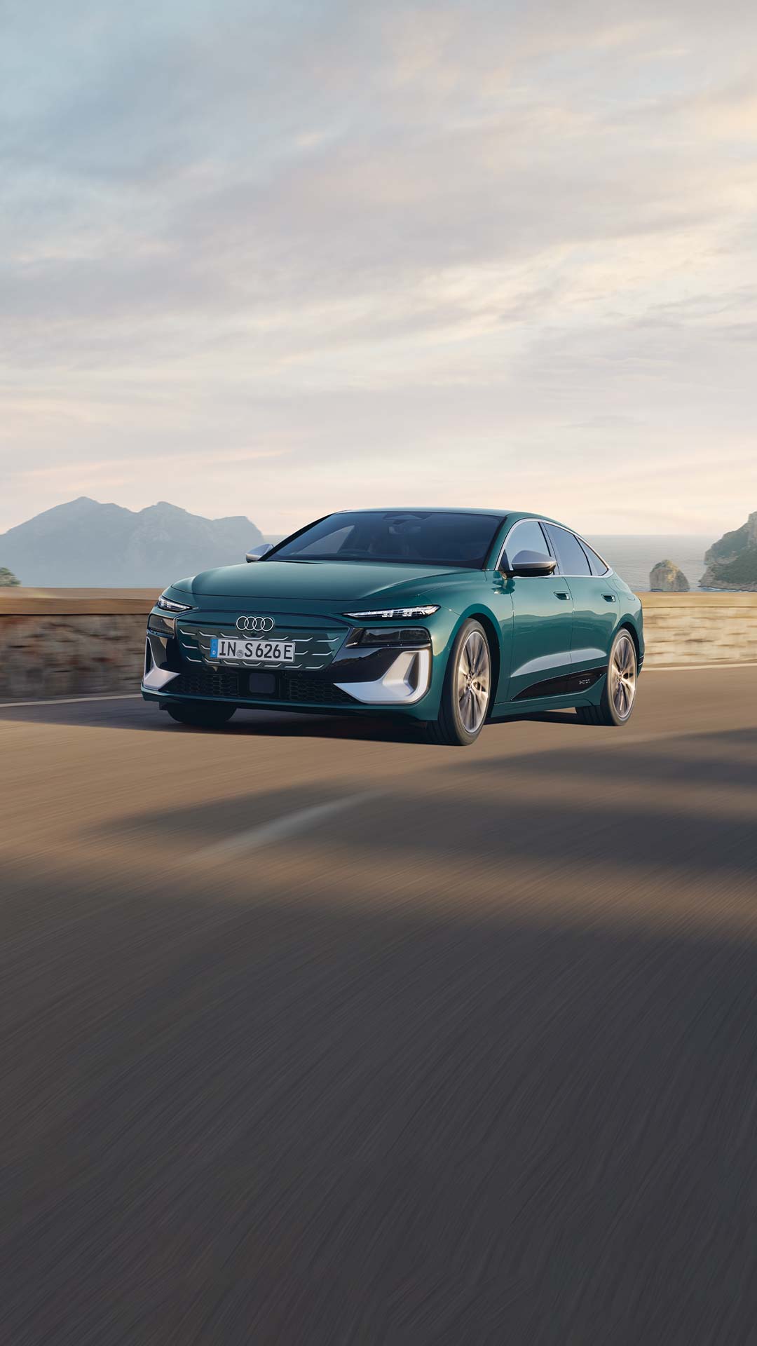 イートロン❤︎ アウディ e-tronの価格・新型情報・グレード諸元 価格.com