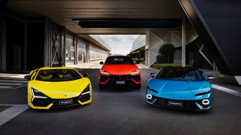 Standbild des Lamborghini Revuelto, Urus und Temerario