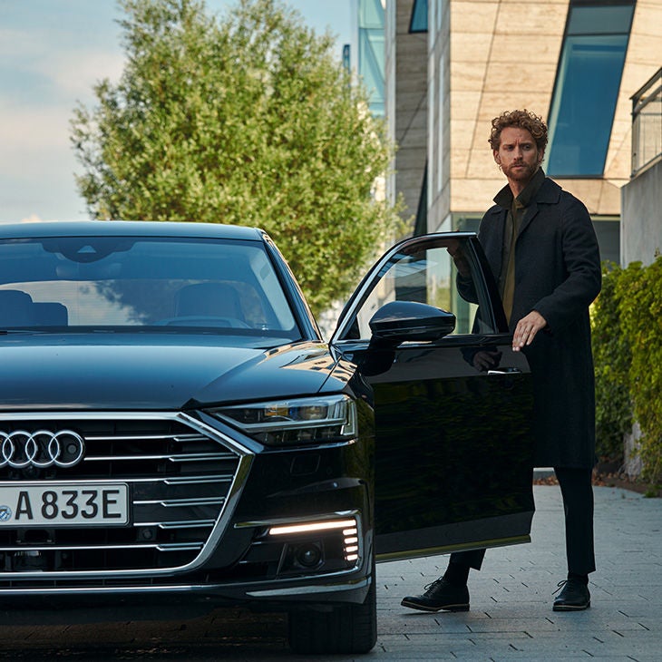 Foto de un Audi A8 L TFSIe de segunda mano