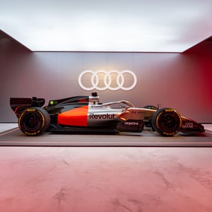 El Audi R26 en el stand de Audi y la Fórmula 1 de Barcelona.  