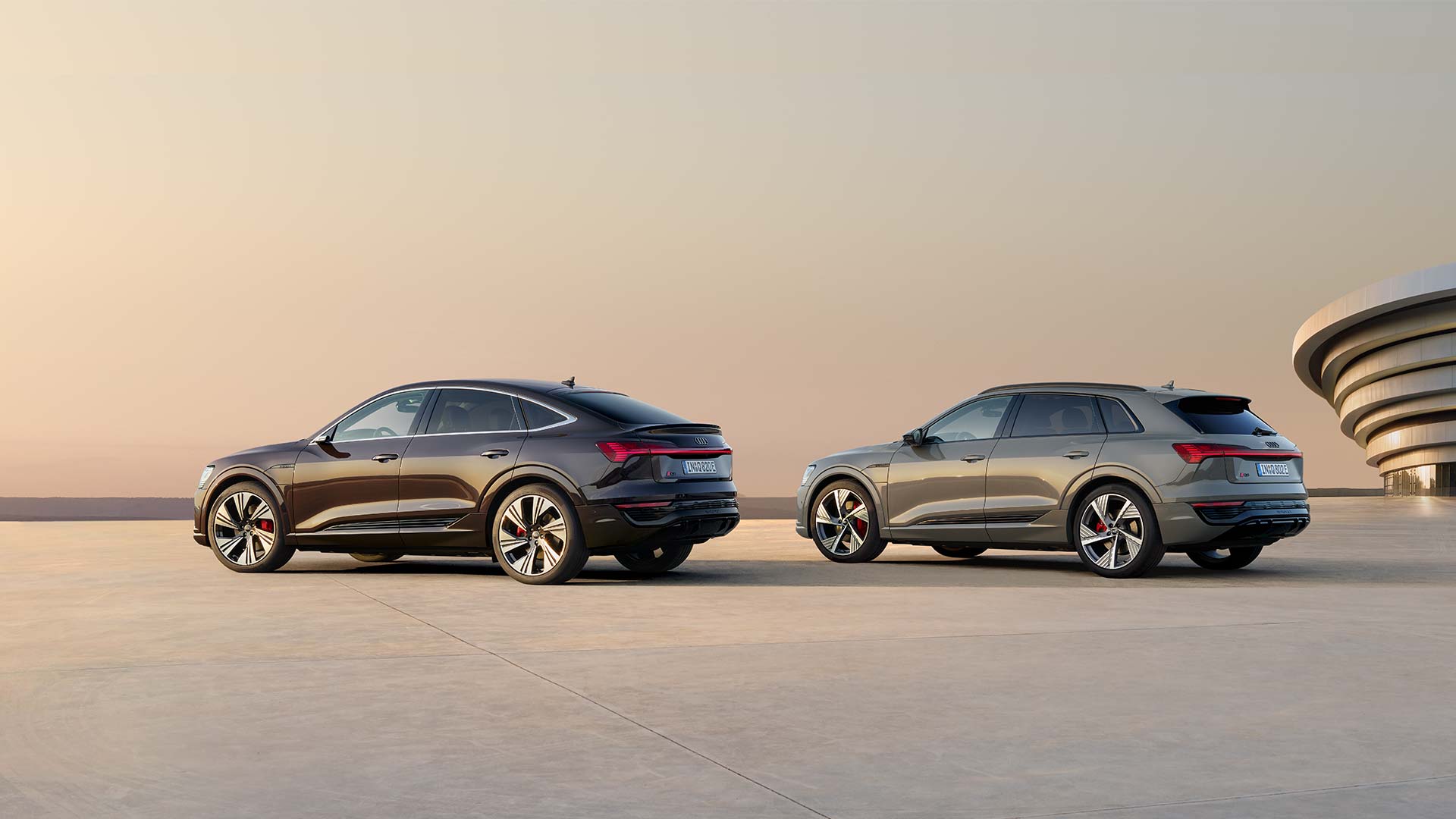 Audi e-tron スペシャルサイト