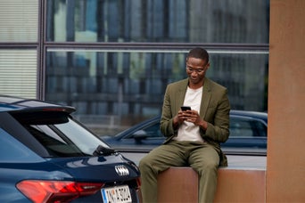 Llamado a revisión Audi. Servicio automotriz.