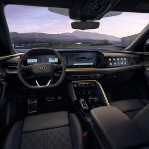 Puesto de conducción de un Audi Q5 Sportback.  