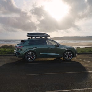 Audi Q3 SUV sedd från sidan