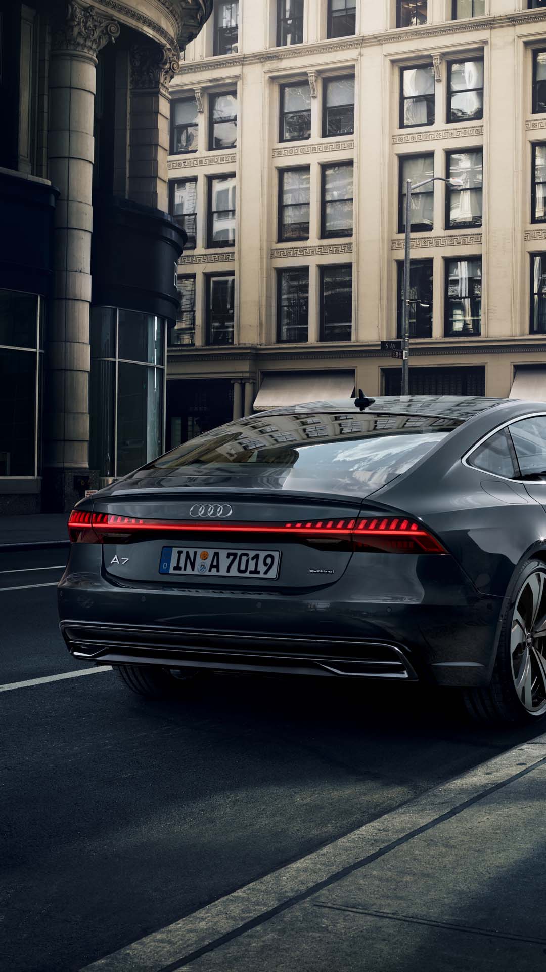 Front side view Audi A7 Sportback
