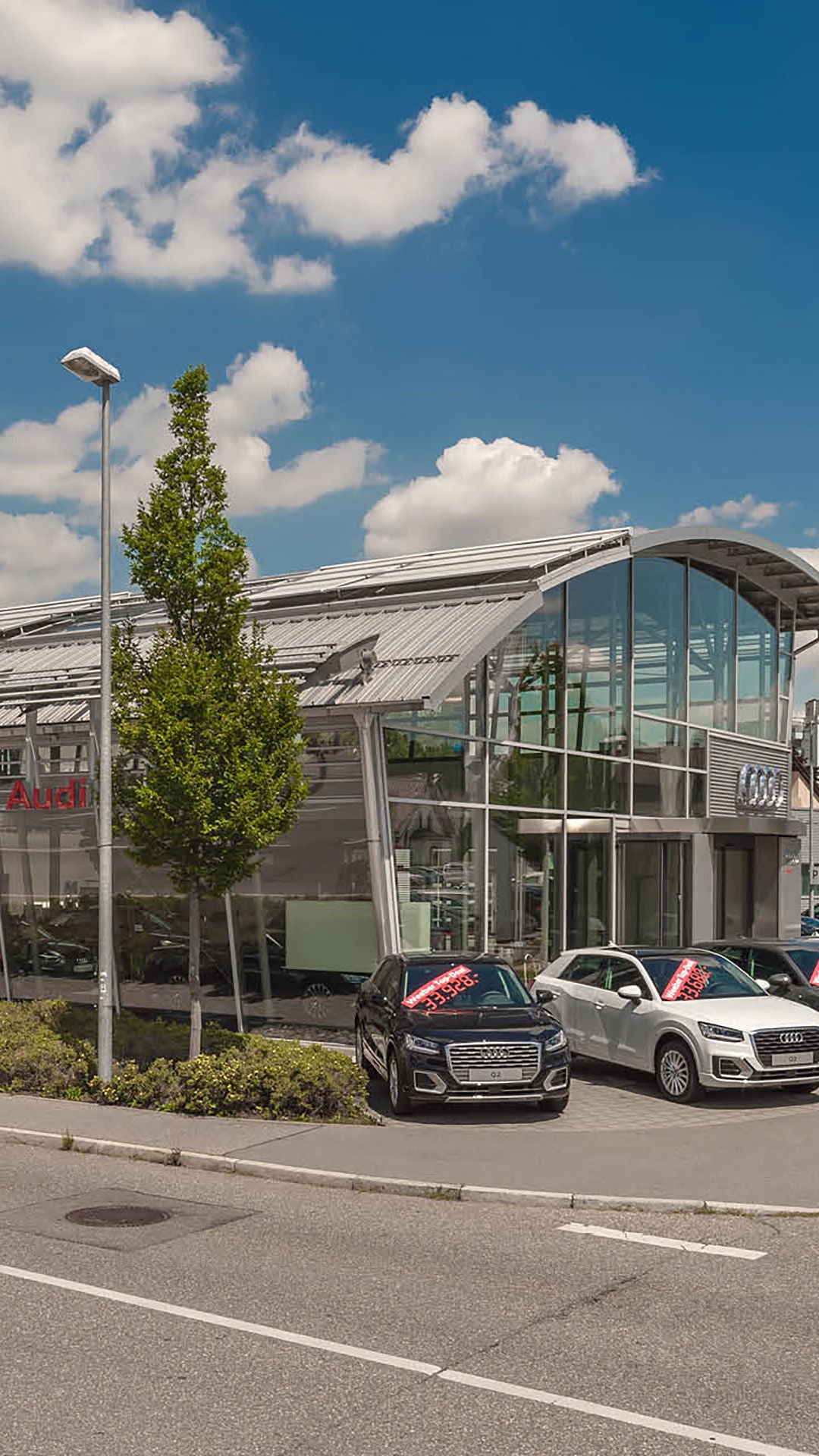 Außenansicht Autohaus Weeber GmbH