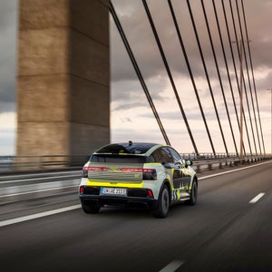 Audi A2 e-tron in een camouflage-wrap