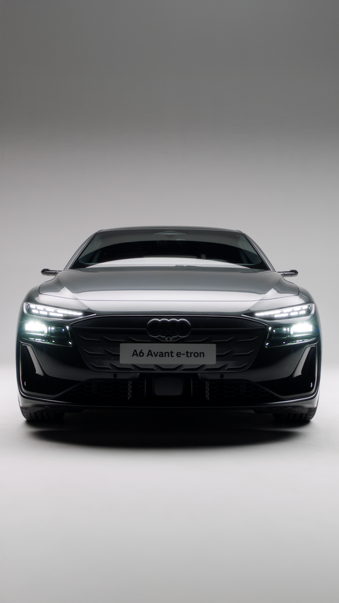 A6 Avant e-tron sedd från sidan