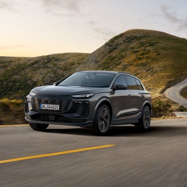 Audi SQ6 e-tron 優れたドライビングダイナミクスを創出