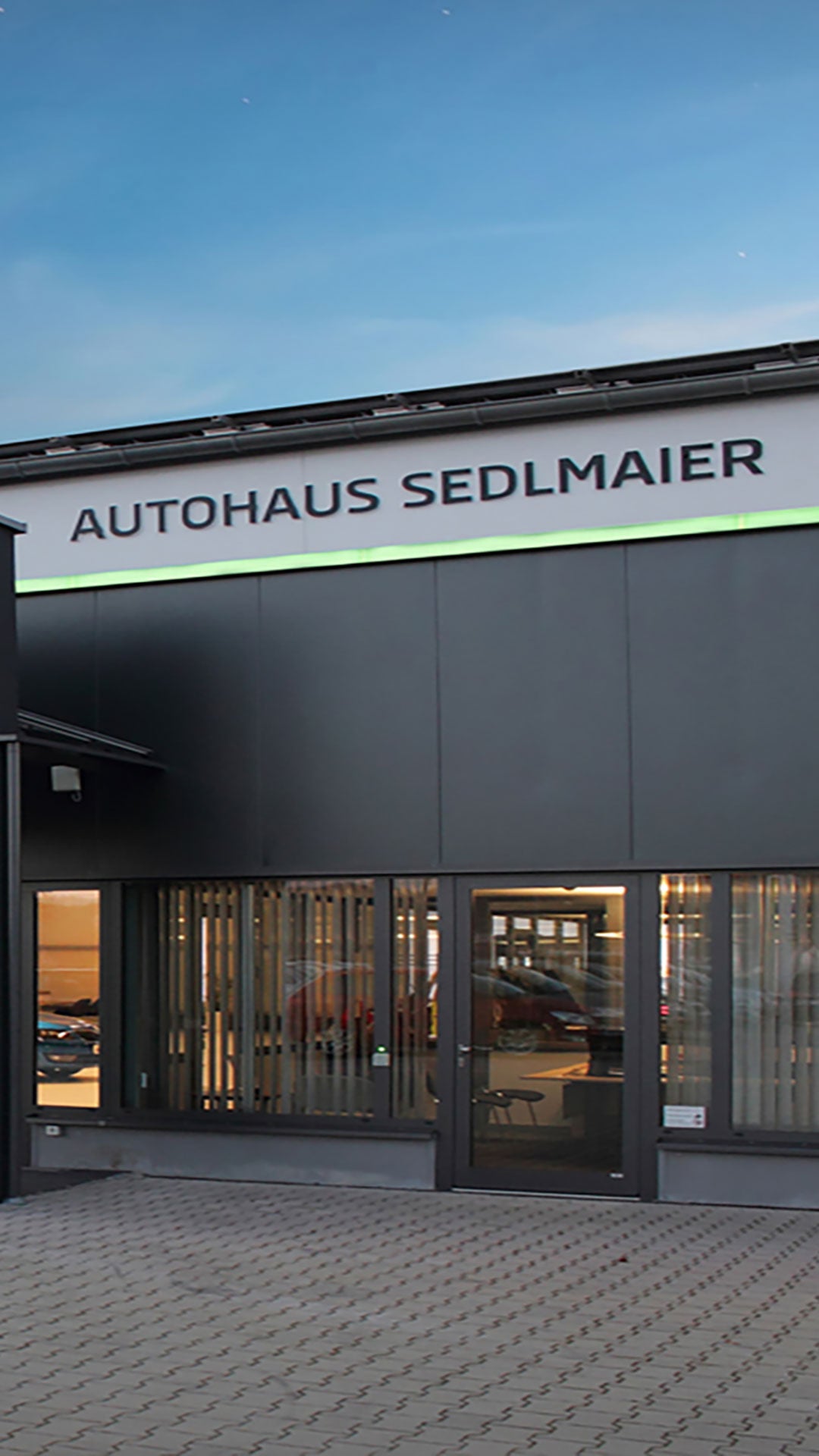 Außenansicht Autohaus Sedlmaier GmbH & Co. KG